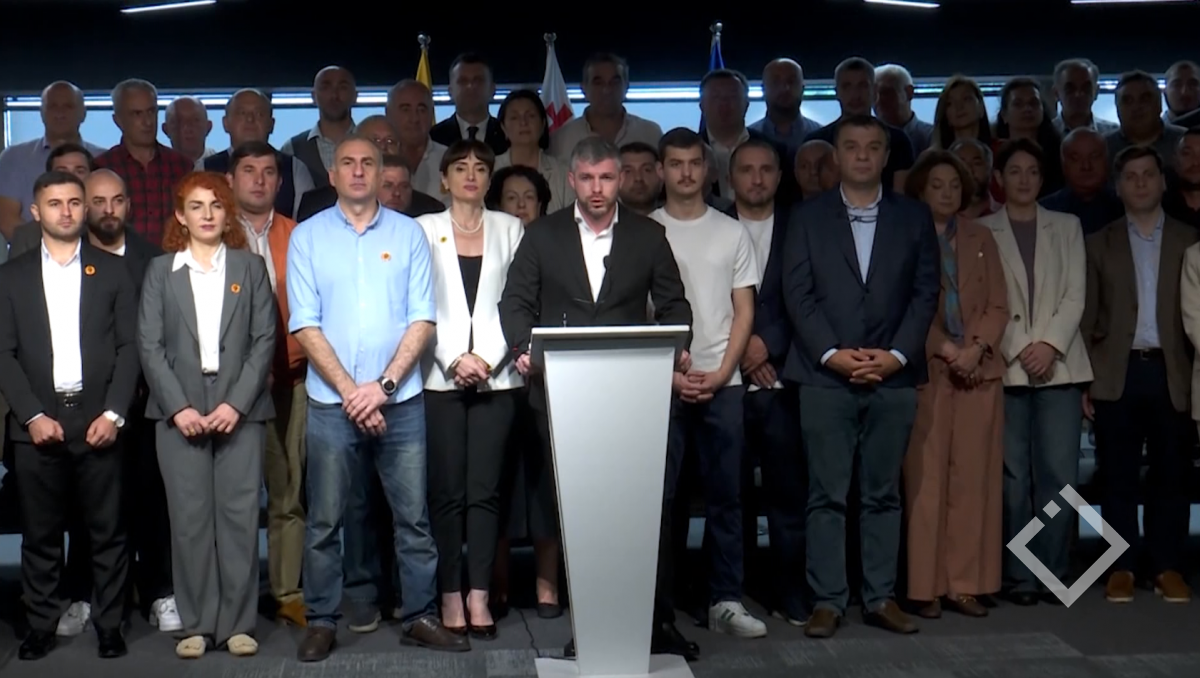 „ლელო-ძლიერი საქართველოს“ ლიდერები პარტიულ თანამდებობებს ტოვებენ